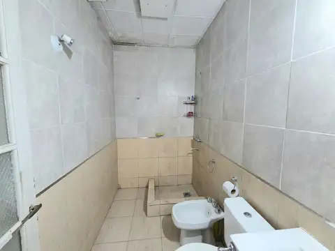 VENTA PASILLO DOS DORMITORIOS A RECICLAR