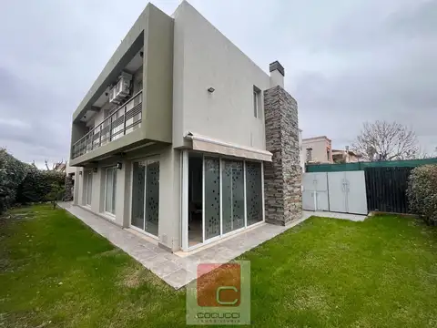 COCUCCI INMOBILIARIA VENDE casa en Maipu