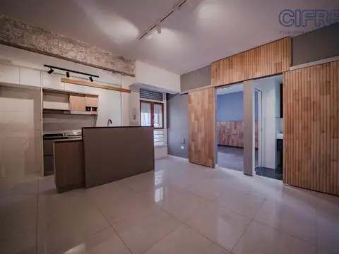 BAJÓ DE PRECIO! Departamento 2 ambientes reciclado en Villa Devoto, ÚNICO 