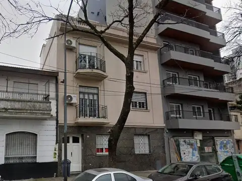 Departamento de 3 ambientes con balcón al contrafrente