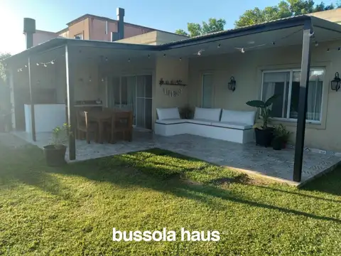 Casa 4 ambientes con 1 baño