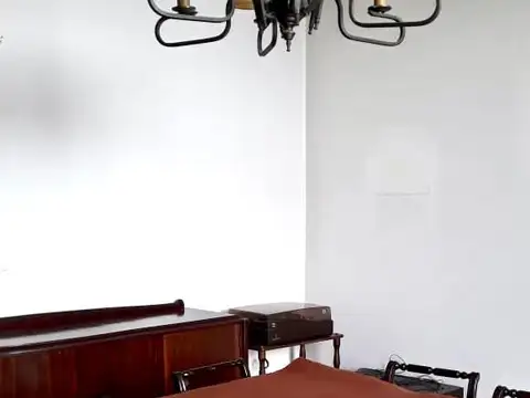 Depto Tipo Casa 3 ambientes con 2 baños