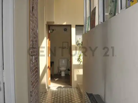 Departamento 6 ambientes con 2 baños