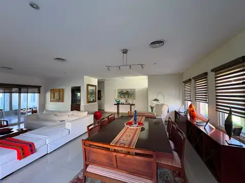 Casa en Venta en Lomas Benavidez, USD 248.000