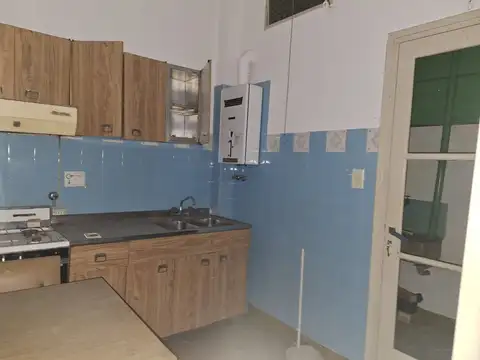 Depto Tipo Casa en Venta 50 años
