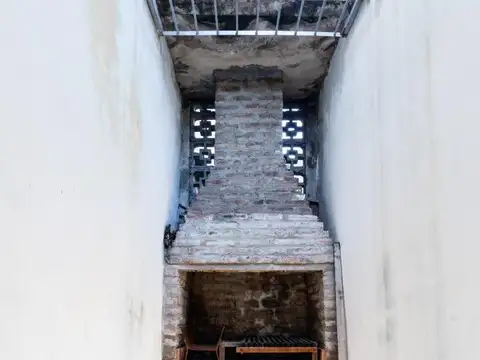 Depto Tipo Casa 2 ambientes con 1 baño