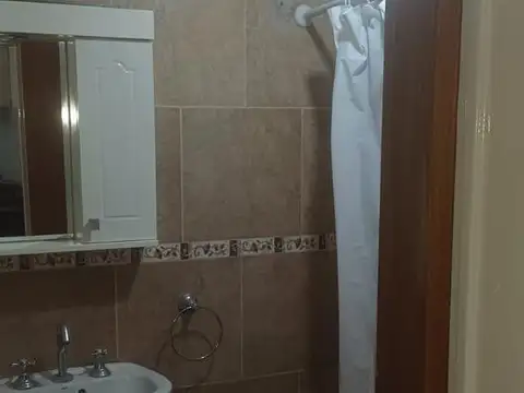 Oficina en Alquiler en Monte Castro, $ 480.000