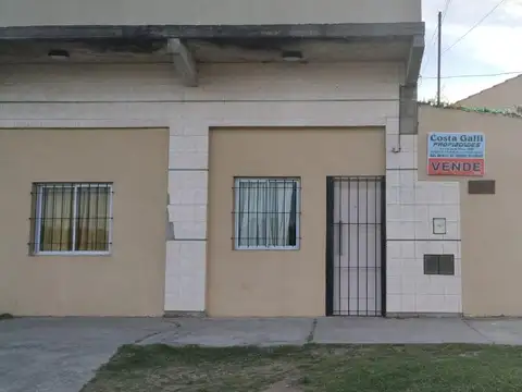 Av. Fortunato De La Plaza 7800