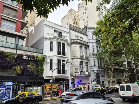 Local mas oficinas - Alquiler - Recoleta