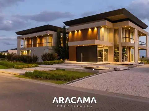Casa en Venta en La Providencia - Canning