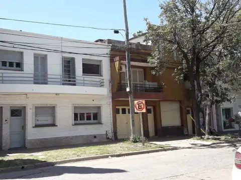 Casa en venta en Centenario 2069