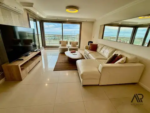 Departamento 6 ambientes con 4 baños