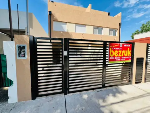 Dúplex 5 ambientes en venta, en Martinez