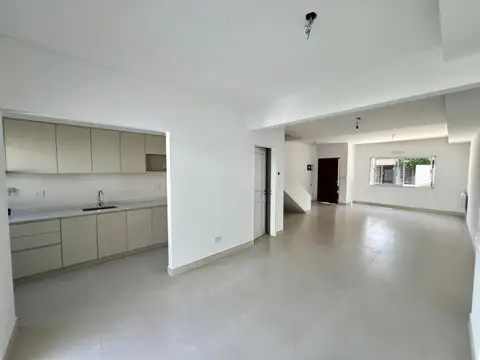 Casa en Venta en Martinez Fleming / Panamericana, USD 295.000