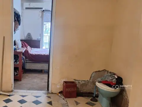 Depto Tipo Casa 6 ambientes con 1 baño