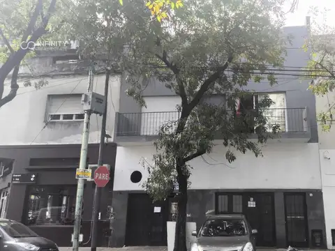 Depto Tipo Casa en Venta con 1 cocheras