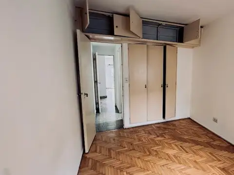 Avenida Juan Bautista Alberdi 4300, Piso 5
