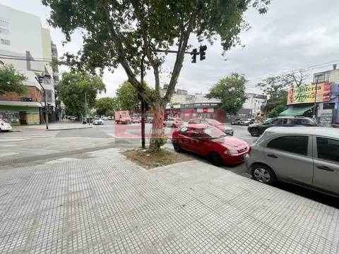 Av De Los Incas 4700