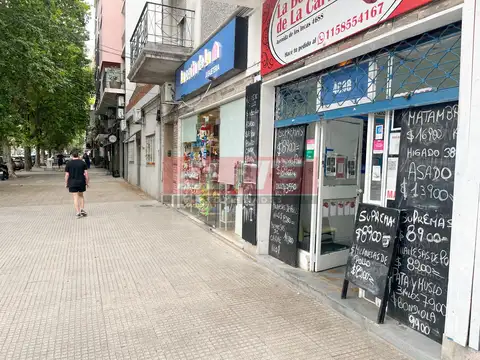 Local en venta sobre Av De Los Incas | A metros av. Triunvirato