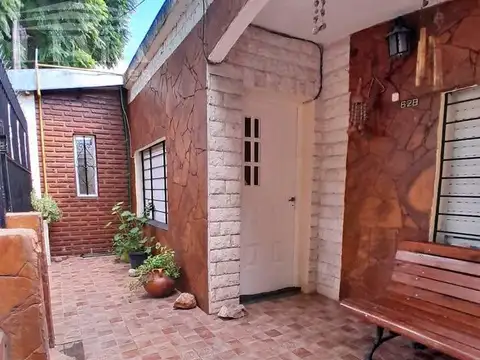 Casa 2 dormitorios en Gdro. Baigorria