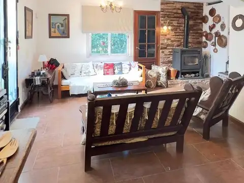 Casa en Venta con 1 cochera