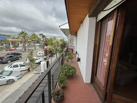 LOCAL CON VIVIENDA SOBRE LOTE PROPIO