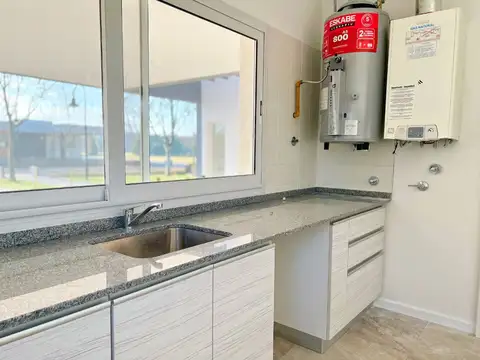 Casas en Venta Haras del Sur 2 de tres dormitorios