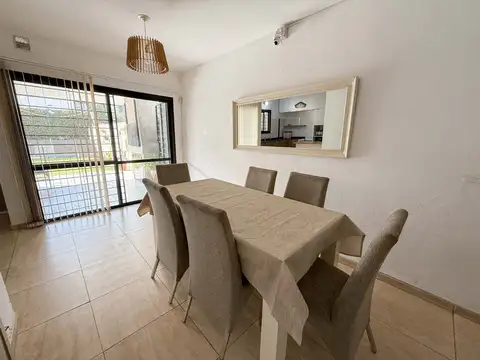 DUPLEX EN LOMAS DEL CHATEAU 3 DORM C/PILETA