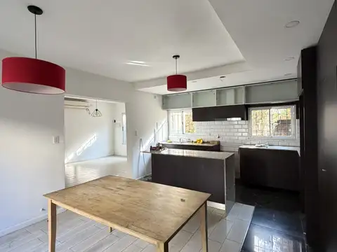 Casa en Venta en Alberdi, USD 150.000