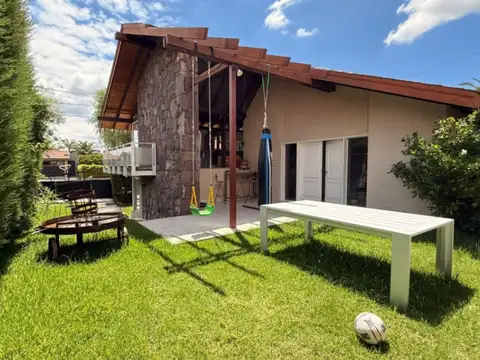 Casa en Venta de 5 dormitorios