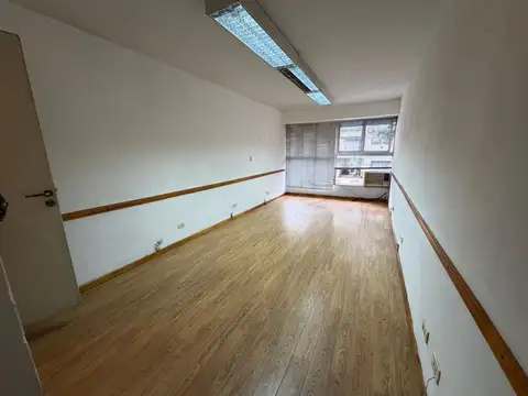 OFICINA, CONSULTORIO, ESTUDIO, DEPOSITO EN SAN CRISTOBAL