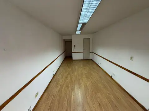 Local en Alquiler en Almagro Sur, $ 450.000