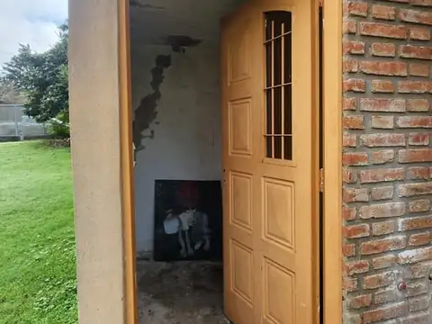Casa 10 ambientes con 3 baños