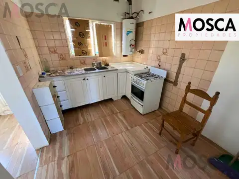 Casa 4 ambientes con 1 baño