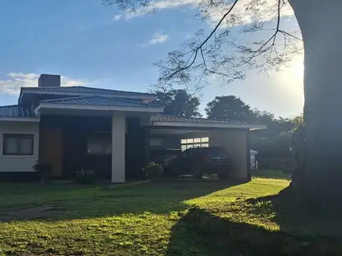 Casa en Alquiler de 5 dormitorios