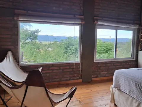 Complejo de dos cabañas en venta. Los Reartes.