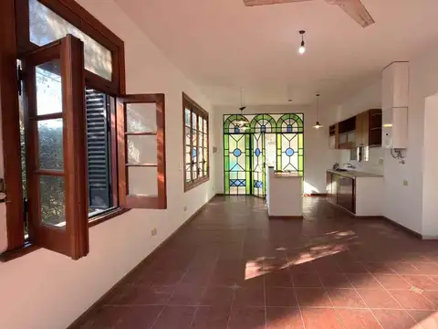 CASA EN ALQUILER 2 DORMITORIOS FISHERTON