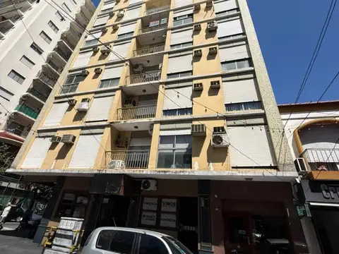 Departamento de 3 ambientes en Quilmes centro