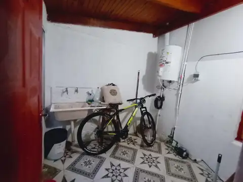 Depto Tipo Casa en Venta en Los Hornos, USD 45.000