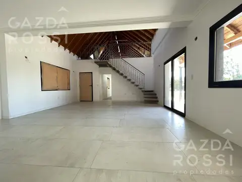 Casa 6 ambientes con 3 baños
