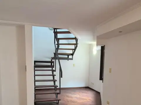 VENTA Dúplex en Nva Cba: amplitud, balcones y excelente distribución