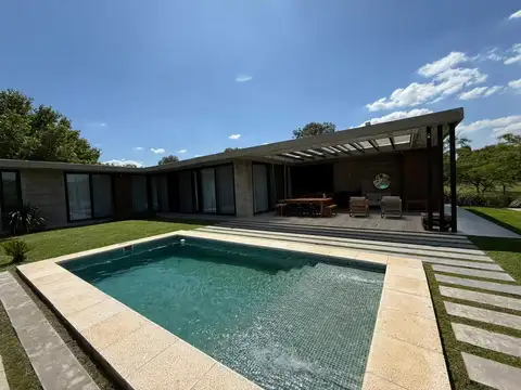 ESTANCIA VILLA MARIA - AV. PEREDA S/N