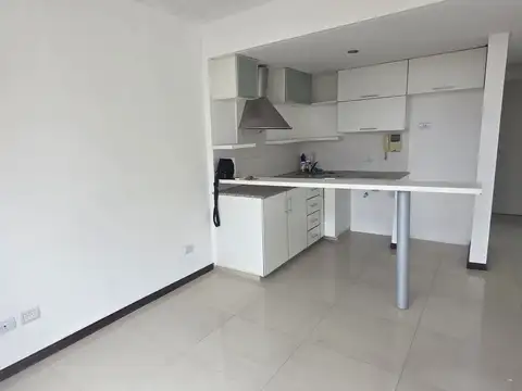 Departamento en Alquiler en Santos Lugares, $ 480.000
