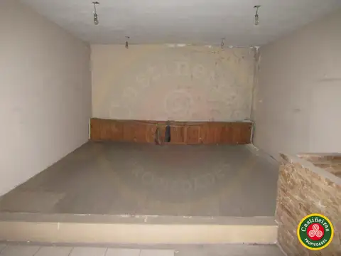 Galpon en Venta en Lomas De Zamora, USD 258.000