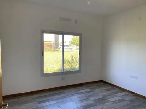 Alquiler casa 4 ambientes con pileta en San Sebastián