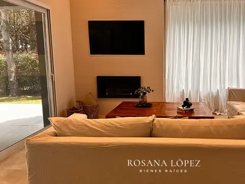 Casa en Venta en La Herradura, USD 780.000