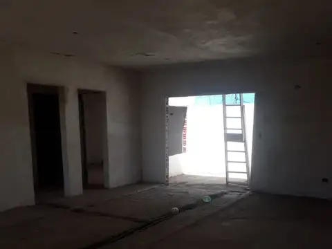Casa de 3 ambientes en Rafael Castillo