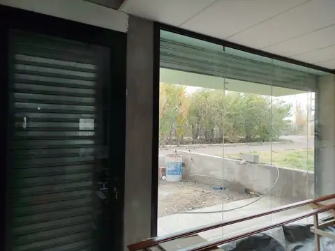 Local en Alquiler en Cipolletti, $ 2.400.000