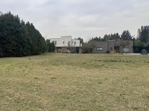 Aristobulo del Valle al 5100
