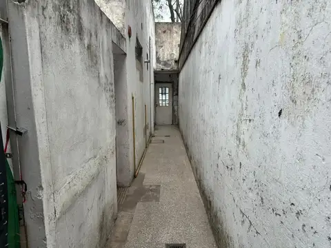 Depto Tipo Casa 4 ambientes con 2 baños